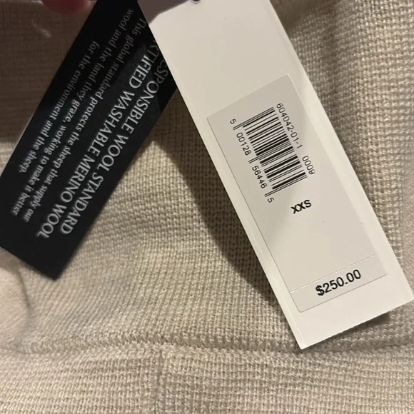 NWT Banana Republic Mini Wool Sweater Heather Oatmeal Dress Size XXS. - Picture 9 of 12